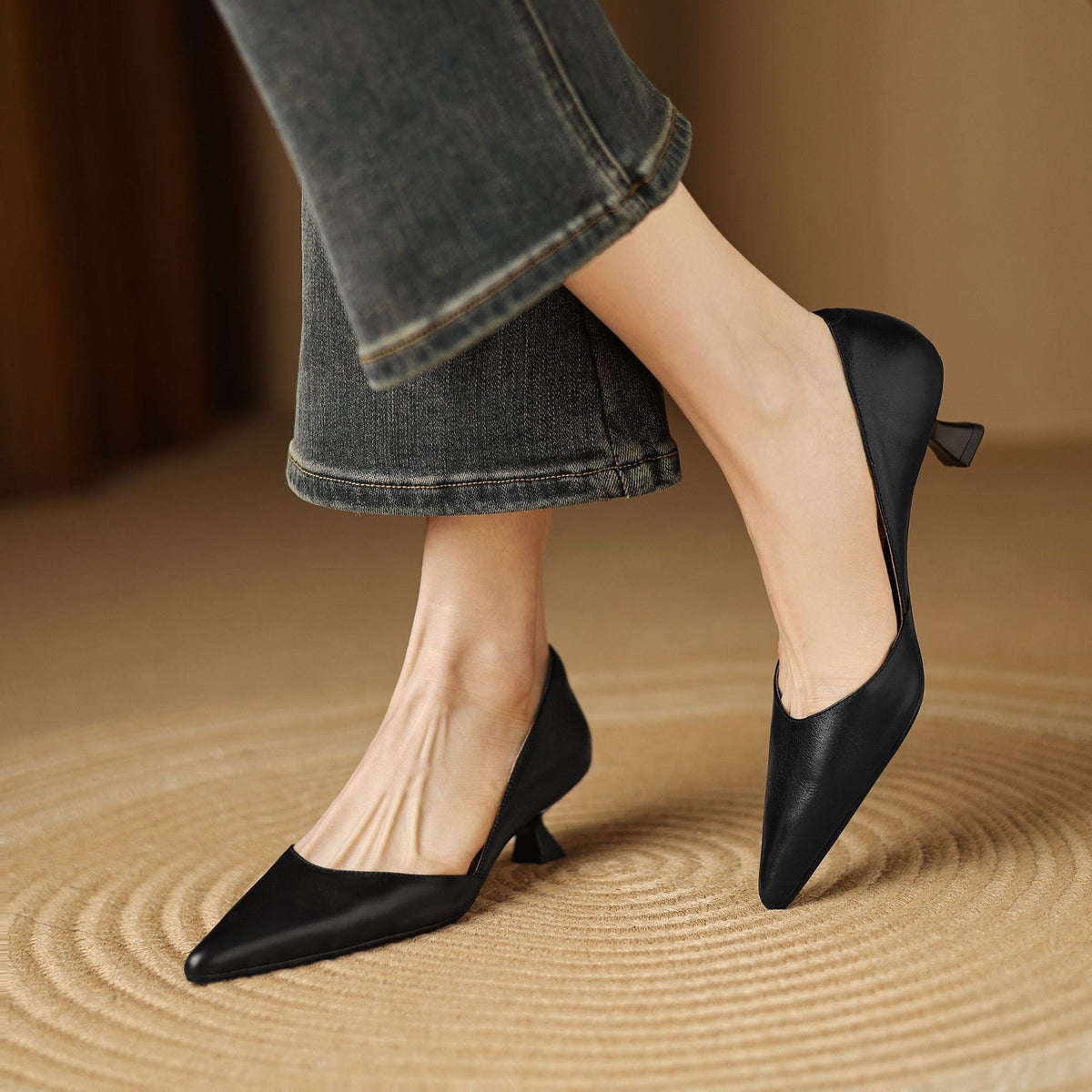 Ceyra Leather Kitten Heels